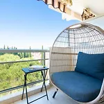 Appartement 4 étoiles, Piscine, Parking, Wifi *