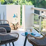 4 Etoiles, Piscine, Parking, Wifi * Saint-Raphael (Var)