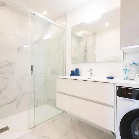 Appartement 4 Etoiles, Piscine, Parking, Wifi *