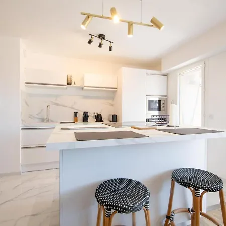 Appartement 4 étoiles, Piscine, Parking, Wifi
