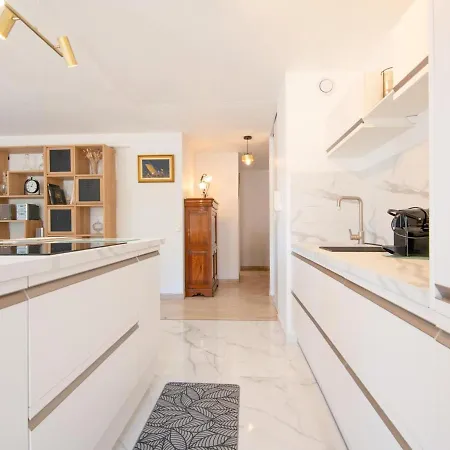 4 étoiles, Piscine, Parking, Wifi Appartement