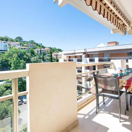 4 étoiles, Piscine, Parking, Wifi *