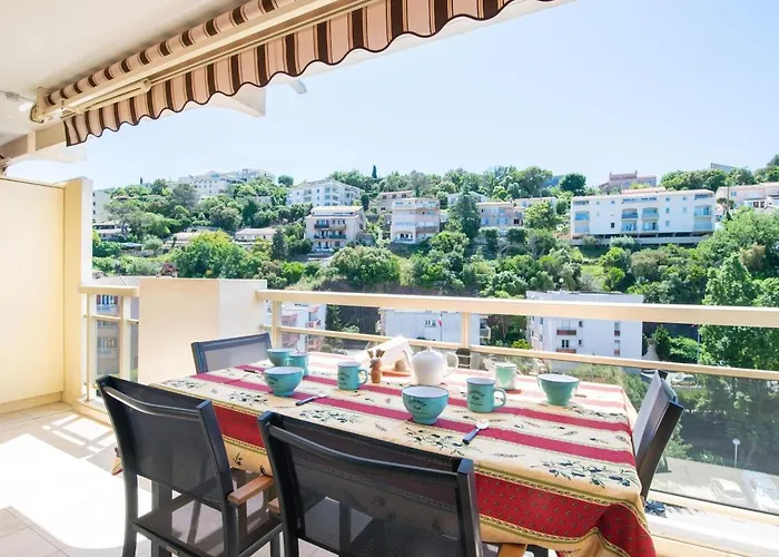 4 Etoiles, Piscine, Parking, Wifi *