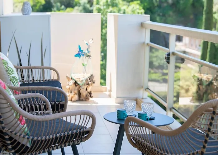 4 Etoiles, Piscine, Parking, Wifi * Saint-Raphaël